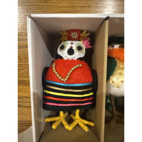 Target Wondershop Featherly Friends 2025 Anniversary Collection 10 Bird Figurine - Picture 3 of 14